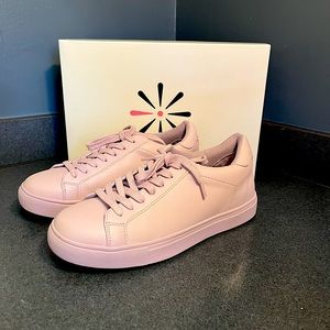 Isaac Mizrahi Sneakers